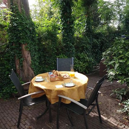 The Walnut Tree Bed & Breakfast Hellevoetsluis Dış mekan fotoğraf