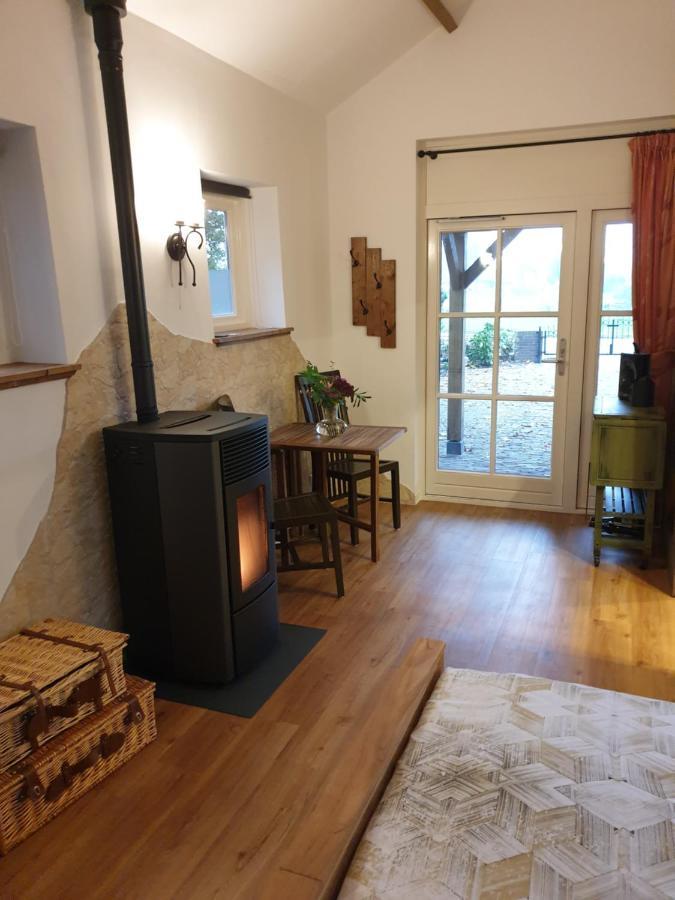 The Walnut Tree Bed & Breakfast Hellevoetsluis Dış mekan fotoğraf