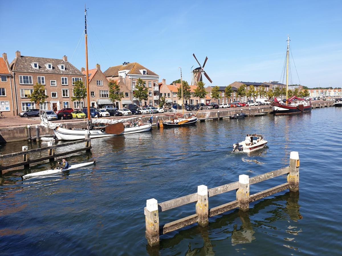 The Walnut Tree Bed & Breakfast Hellevoetsluis Dış mekan fotoğraf